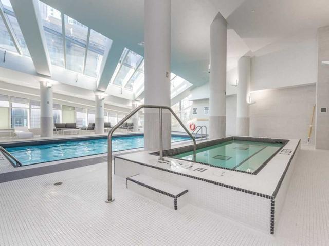 3503 - 8 The Esplanade Ave, Condo with 1 bedrooms, 1 bathrooms and 1 parking in Toronto ON | Image 24