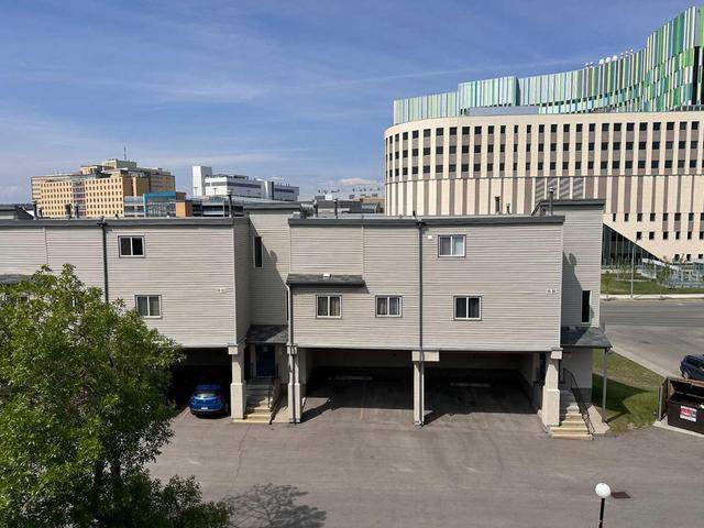 808 - 1540 29 Street Nw, Condo with 2 bedrooms, 1 bathrooms and 1 parking in Calgary AB | Image 1