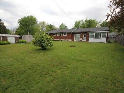 80 Drummond Cres, House detached with 3 bedrooms, 2 bathrooms and 3 parking in Fort Erie ON | Image 8