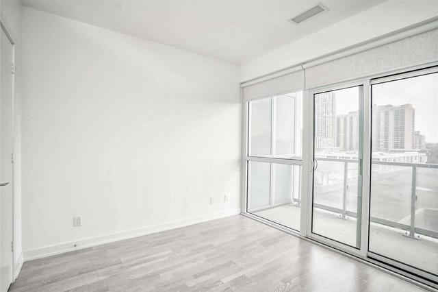404 - 501 St Clair Ave W, Condo with 1 bedrooms, 1 bathrooms and 0 parking in Toronto ON | Image 5