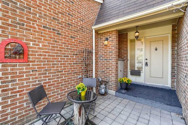 6 - 3006 Palmer Dr, Townhouse with 3 bedrooms, 2 bathrooms and 2 parking in Burlington ON | Image 23