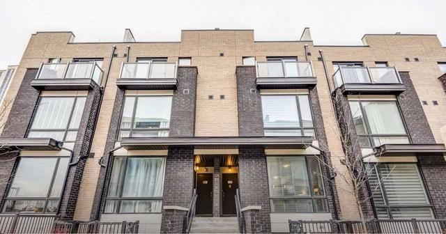 59 - 28 Fieldway Rd, Townhouse with 1 bedrooms, 1 bathrooms and 1 parking in Toronto ON | Card Image