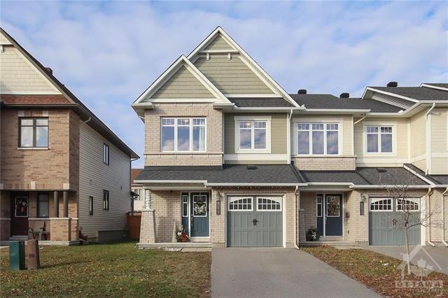 131 Lerta Way, Townhouse with 3 bedrooms, 3 bathrooms and 3 parking in Ottawa ON | Image 1