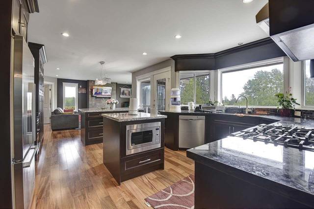 9270 163a Street, House detached with 5 bedrooms, 5 bathrooms and 10 parking in Surrey BC | Image 14