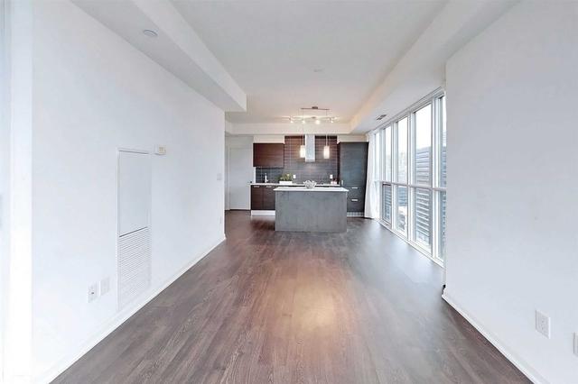 1802 - 9 Bogert Ave, Condo with 2 bedrooms, 2 bathrooms and 1 parking in Toronto ON | Image 2
