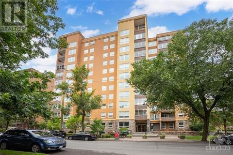 406 - 373 Laurier Avenue E, Condo with 3 bedrooms, 2 bathrooms and 1 parking in Ottawa ON | Card Image