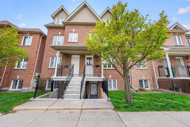 36 Connolly St, Townhouse with 2 bedrooms, 1 bathrooms and 1 parking in Toronto ON | Image 12