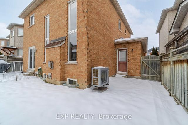 43 Thicket Tr, House detached with 3 bedrooms, 4 bathrooms and 6 parking in Vaughan ON | Image 35