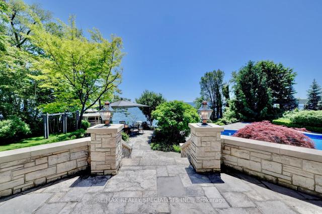 4038 Lakeshore Rd, House detached with 6 bedrooms, 10 bathrooms and 16 parking in Burlington ON | Image 8