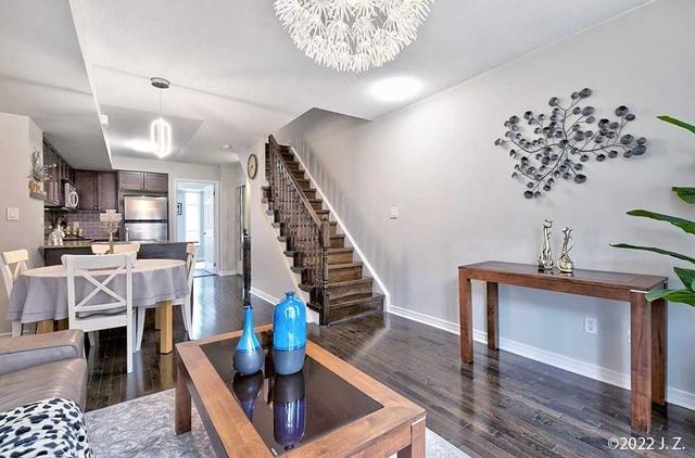 237 - 21 Ruttan St, Townhouse with 3 bedrooms, 2 bathrooms and 1 parking in Toronto ON | Image 23
