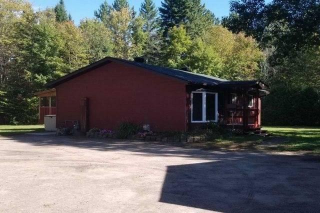 363 Wylie Rd, House detached with 3 bedrooms, 1 bathrooms and 10 parking in Laurentian Hills ON | Image 3