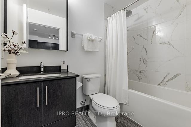 1408 - 85 Oneida Cres, Condo with 2 bedrooms, 2 bathrooms and 1 parking in Richmond Hill ON | Image 15