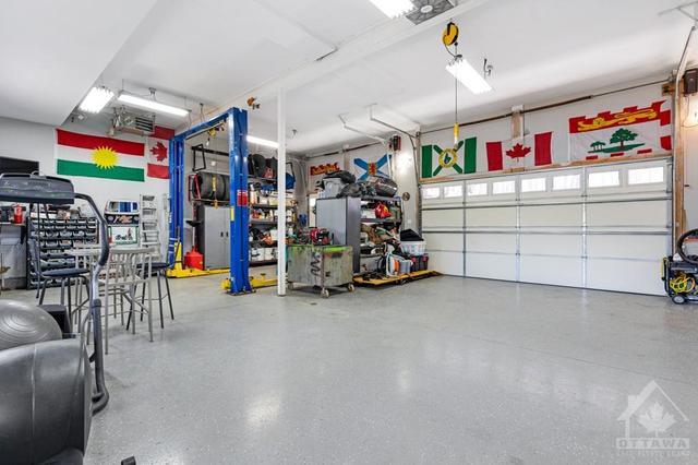 Professional garage-workshop, finished, insulated and has ac/heat pump | Image 19