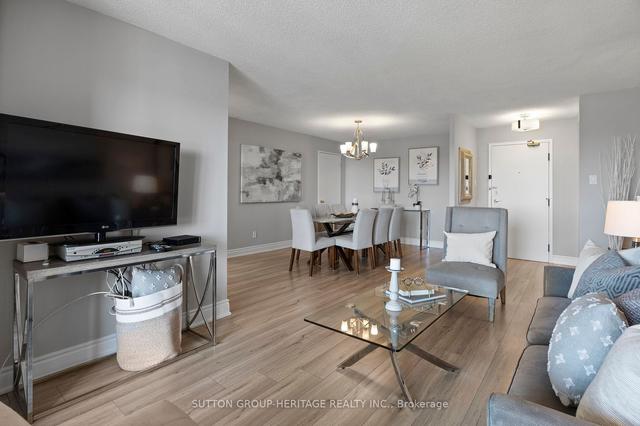 1111 - 11753 Sheppard Ave E, Condo with 2 bedrooms, 2 bathrooms and 2 parking in Toronto ON | Image 3