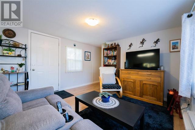 2 - 1074 Old Victoria Rd, House other with 2 bedrooms, 1 bathrooms and 1 parking in Nanaimo BC | Image 28