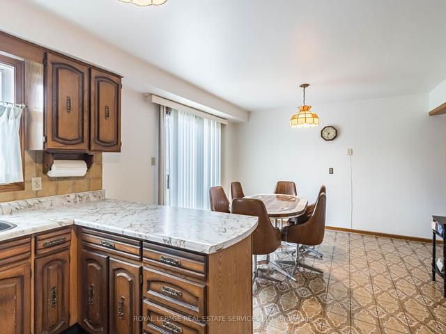 2 Iolanta Crt, House detached with 4 bedrooms, 4 bathrooms and 4 parking in Toronto ON | Image 8