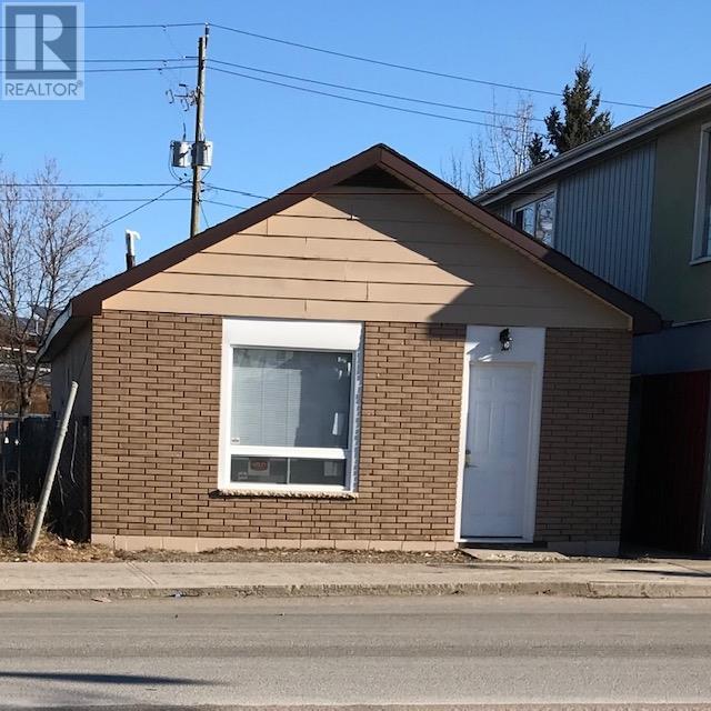 716 Simpson St, House detached with 2 bedrooms, 1 bathrooms and null parking in Thunder Bay ON | Image 16