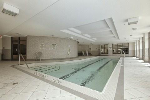405 - 11121 Yonge St, Condo with 2 bedrooms, 2 bathrooms and 1 parking in Richmond Hill ON | Image 12