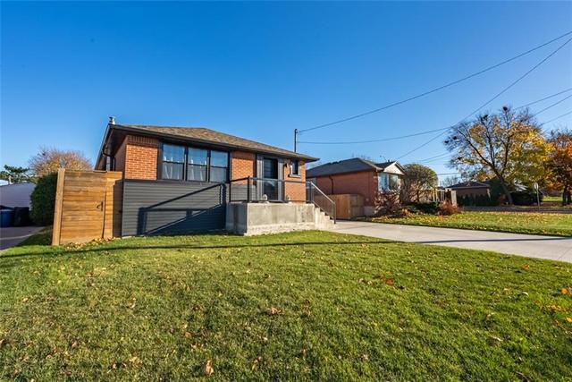 75 Winchester Boulevard, House detached with 3 bedrooms, 1 bathrooms and 4 parking in Hamilton ON | Image 30