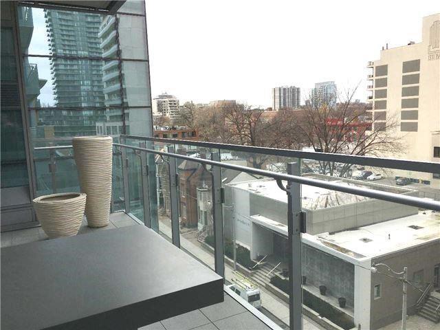 501 - 55 Scollard St, Condo with 1 bedrooms, 2 bathrooms and 1 parking in Toronto ON | Image 17