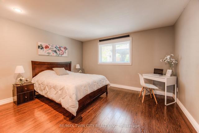 250 Ahrens St W, House detached with 2 bedrooms, 2 bathrooms and 3 parking in Kitchener ON | Image 24