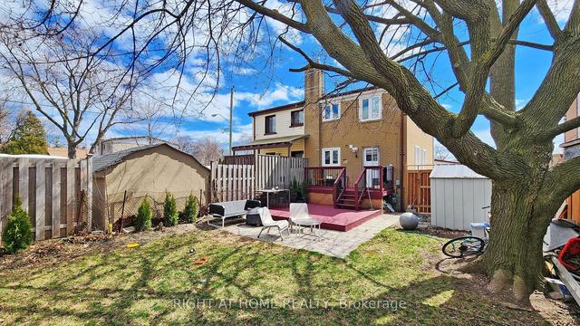 14 Chesapeake Ave N, House semidetached with 3 bedrooms, 2 bathrooms and 2 parking in Toronto ON | Image 5