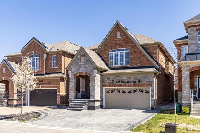444 Downes Jackson Hts, House detached with 4 bedrooms, 4 bathrooms and 4 parking in Milton ON | Image 12