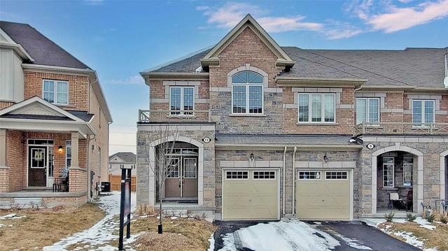 13 Brent Cres, House attached with 3 bedrooms, 3 bathrooms and 2 parking in Clarington ON | Image 1
