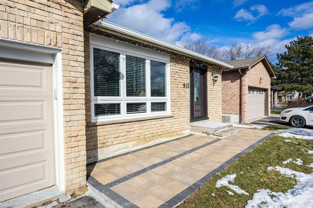 915 Arnold Cres, House detached with 4 bedrooms, 2 bathrooms and 6 parking in Newmarket ON | Image 12
