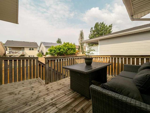 777 Red Crow Boulevard W, House detached with 4 bedrooms, 2 bathrooms and 2 parking in Lethbridge AB | Image 37