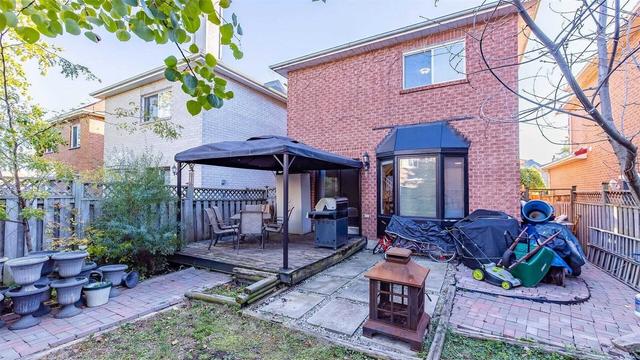 39 Hood Cres, House detached with 3 bedrooms, 3 bathrooms and 4 parking in Brampton ON | Image 16
