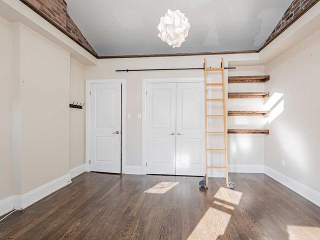 104 Hallam St, House semidetached with 3 bedrooms, 3 bathrooms and 0 parking in Toronto ON | Image 10