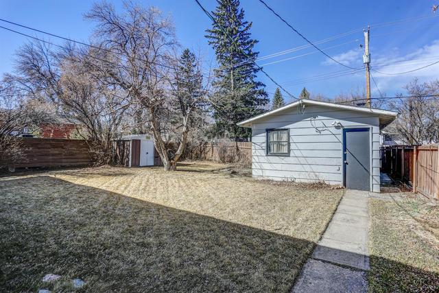 814 22 Street S, House detached with 4 bedrooms, 2 bathrooms and 2 parking in Lethbridge AB | Image 45
