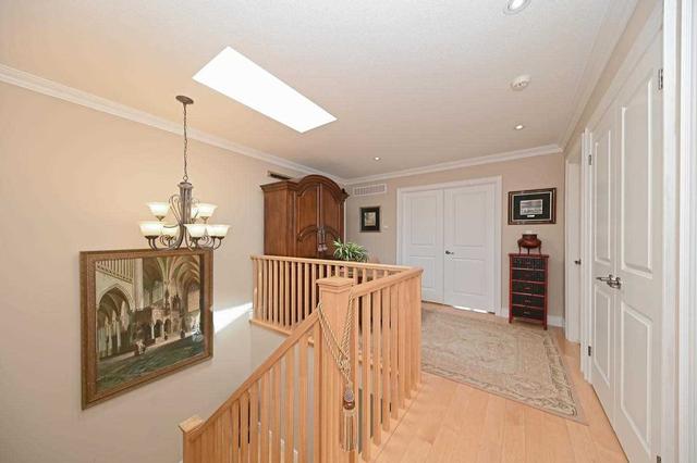 806 Old York Rd, House detached with 4 bedrooms, 4 bathrooms and 10 parking in Burlington ON | Image 10
