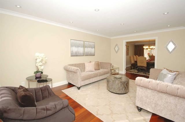 1093 Fleet St, House detached with 4 bedrooms, 4 bathrooms and 9 parking in Mississauga ON | Image 20