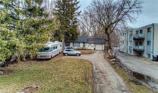 92 River Road E, House detached with 2 bedrooms, 1 bathrooms and 5 parking in Kitchener ON | Image 14