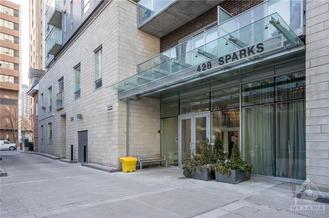 808 - 428 Sparks Street, Condo with 2 bedrooms, 2 bathrooms and 1 parking in Ottawa ON | Image 2