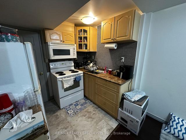 lower - 1003 Elgin St N, House semidetached with 1 bedrooms, 1 bathrooms and 1 parking in Cambridge ON | Image 9