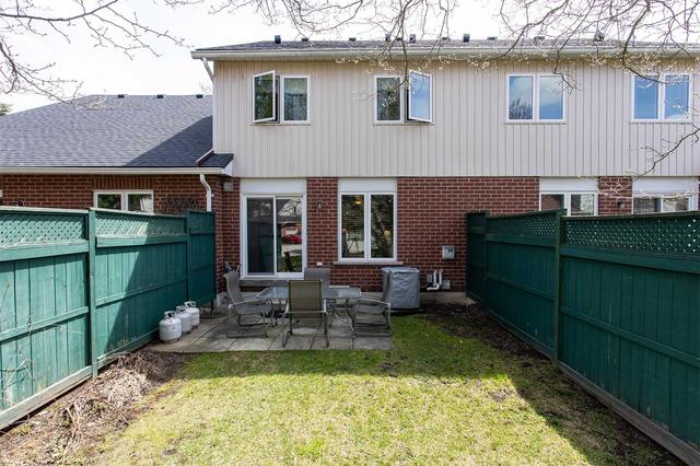 23 - 60 Ptarmigan Dr, Townhouse with 2 bedrooms, 3 bathrooms and 2 parking in Guelph ON | Image 25