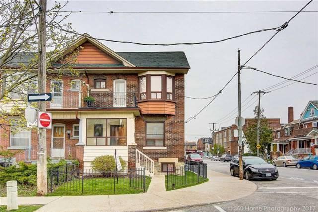 722 Gladstone Ave, House semidetached with 3 bedrooms, 3 bathrooms and 1 parking in Toronto ON | Image 1