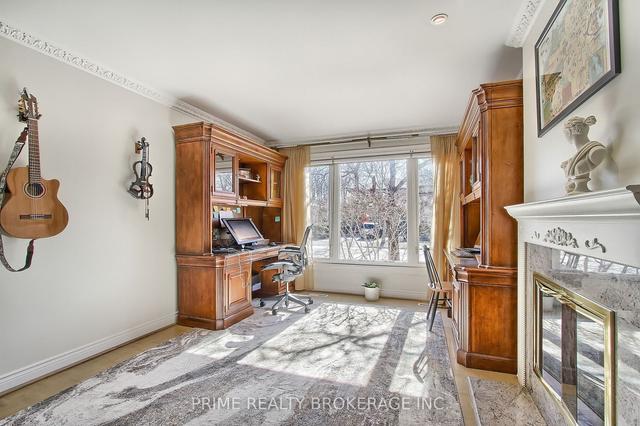 16 Shenstone Rd, House detached with 4 bedrooms, 4 bathrooms and 4 parking in Toronto ON | Image 2