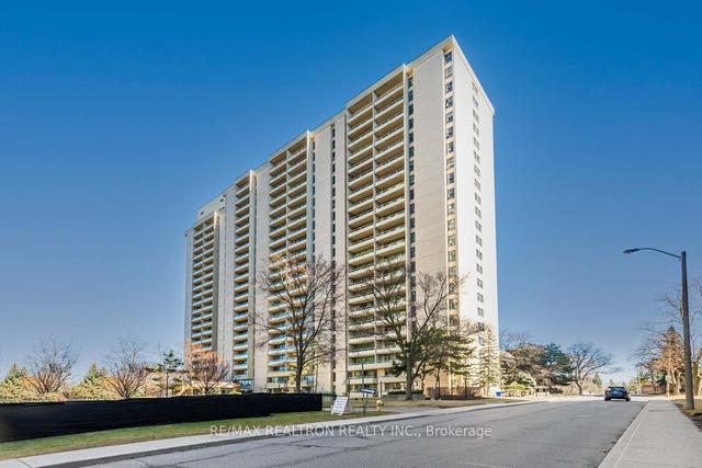 1008 - 360 Ridelle Ave, Condo with 3 bedrooms, 2 bathrooms and 1 parking in Toronto ON | Image 12