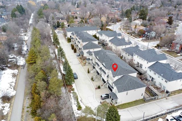 25 Cora Urbel Way, Townhouse with 3 bedrooms, 4 bathrooms and 4 parking in Toronto ON | Image 31