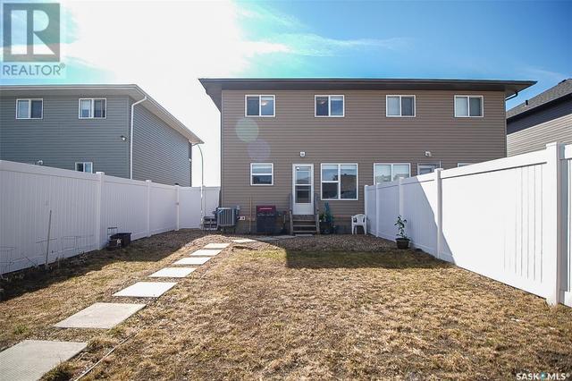 2810 Rochdale Boulevard, House semidetached with 4 bedrooms, 4 bathrooms and null parking in Regina SK | Image 34