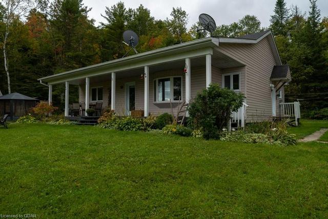 18776 Hwy 41, House detached with 3 bedrooms, 2 bathrooms and 8 parking in Addington Highlands ON | Image 24