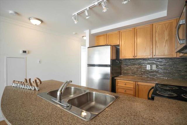 906 - 9 George St N, Condo with 2 bedrooms, 2 bathrooms and 1 parking in Brampton ON | Image 13