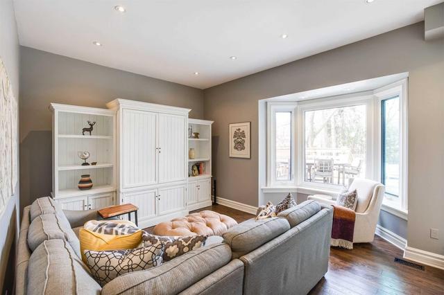 86 Haliburton Ave, House detached with 4 bedrooms, 5 bathrooms and 4 parking in Toronto ON | Image 17