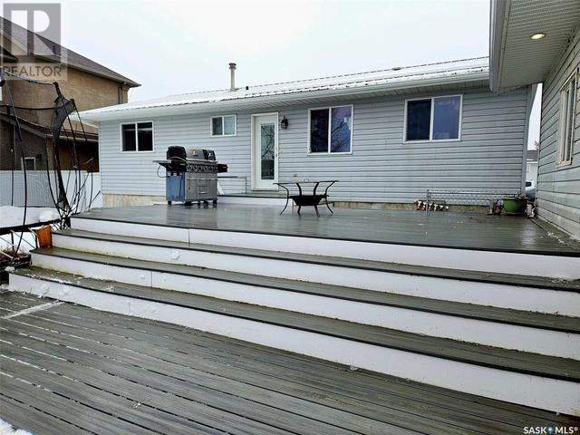 11 Arcola Place, House detached with 4 bedrooms, 2 bathrooms and null parking in Carlyle SK | Image 3