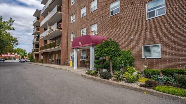 412 - 793 Colborne St E, Condo with 3 bedrooms, 1 bathrooms and 2 parking in Brantford ON | Image 1