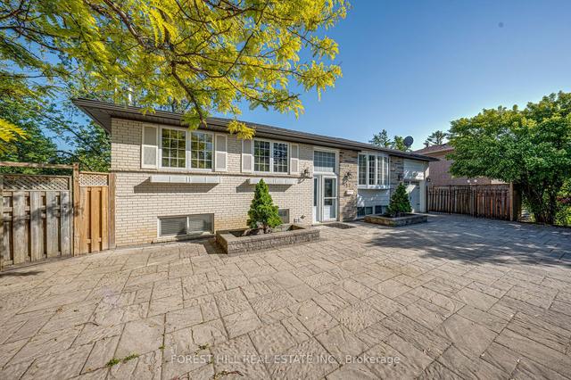 12 King Richard Crt S, House detached with 3 bedrooms, 3 bathrooms and 4 parking in Markham ON | Image 12